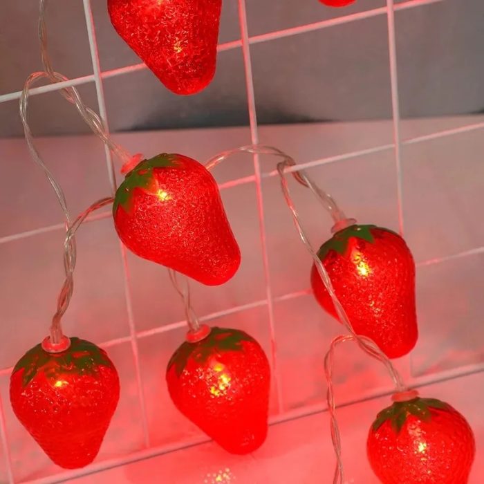 Tira luces led forma de fresa roja para decoración. - Imagen 2